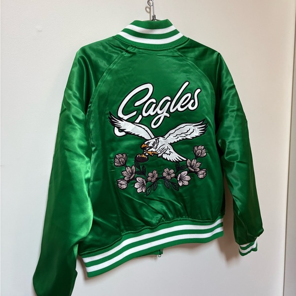 NWOT The Wild Collective x Anthropologie Philadelphia Eagles Bomber Size Small - Picture 14 of 16